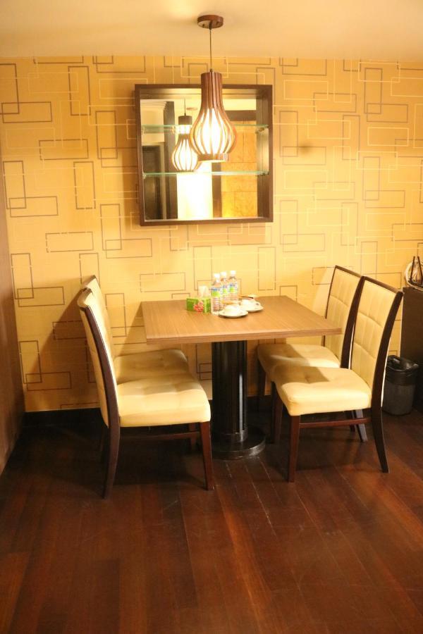 Raintree Resort Suites เปอตาลิงจายา ภายนอก รูปภาพ