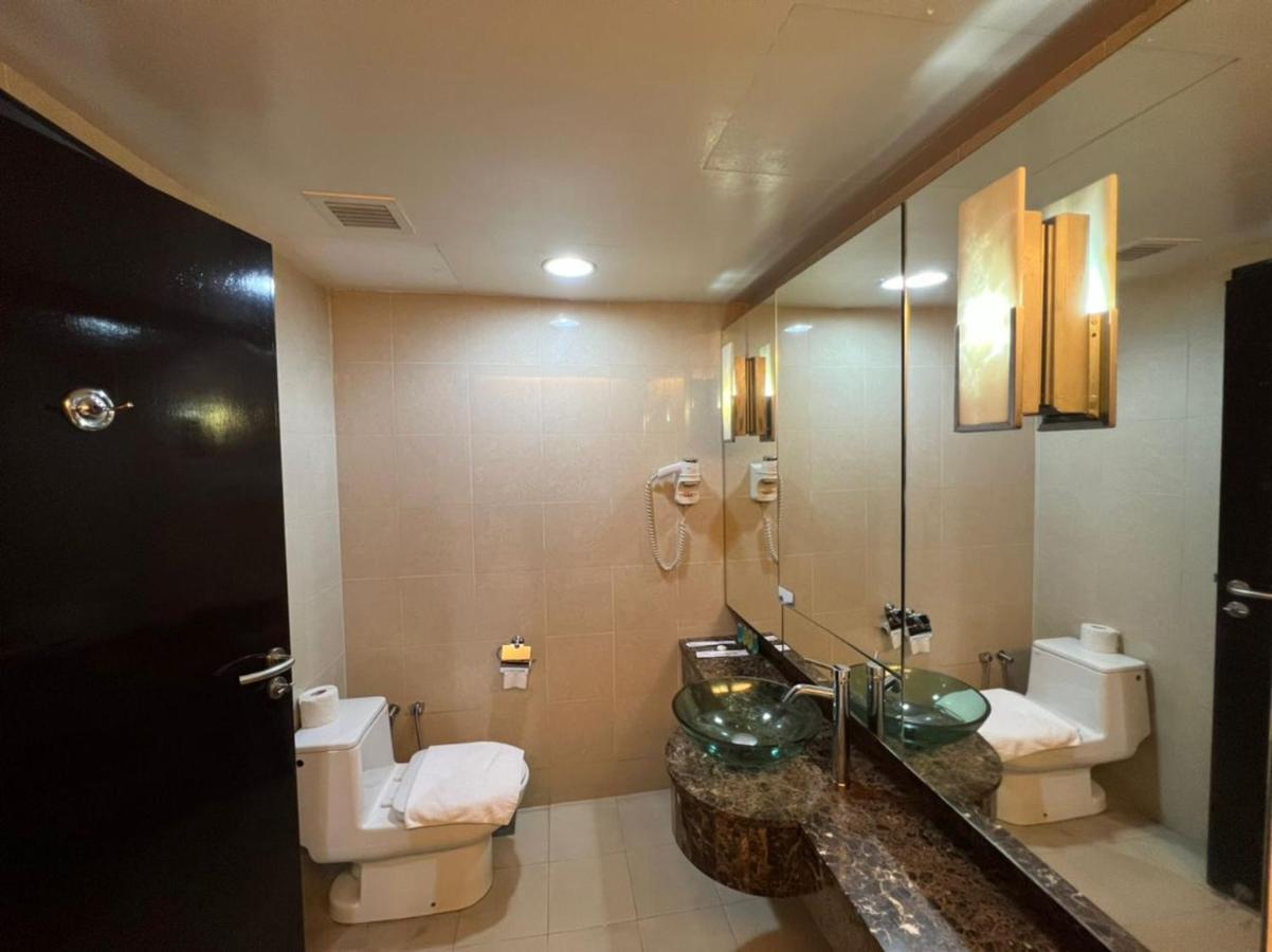 Raintree Resort Suites เปอตาลิงจายา ภายนอก รูปภาพ