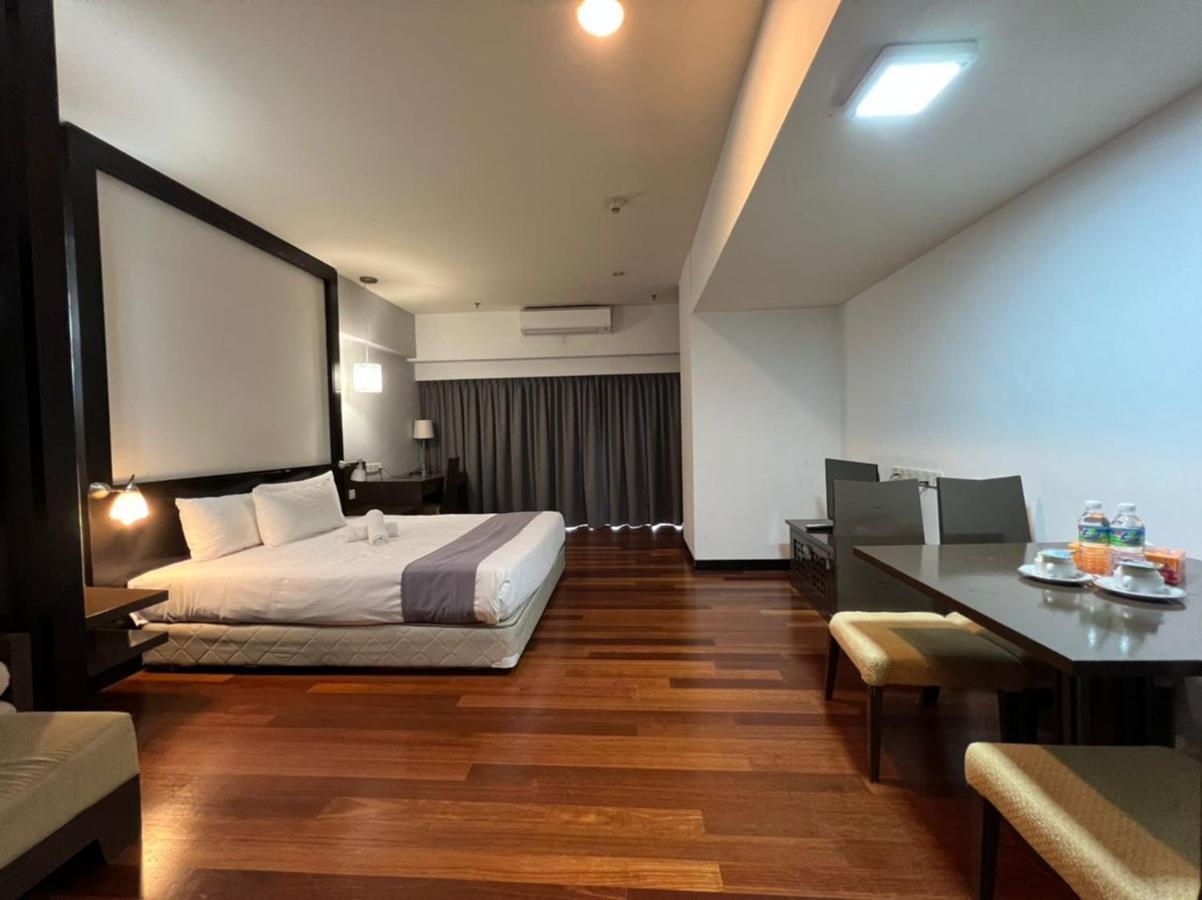 Raintree Resort Suites เปอตาลิงจายา ภายนอก รูปภาพ