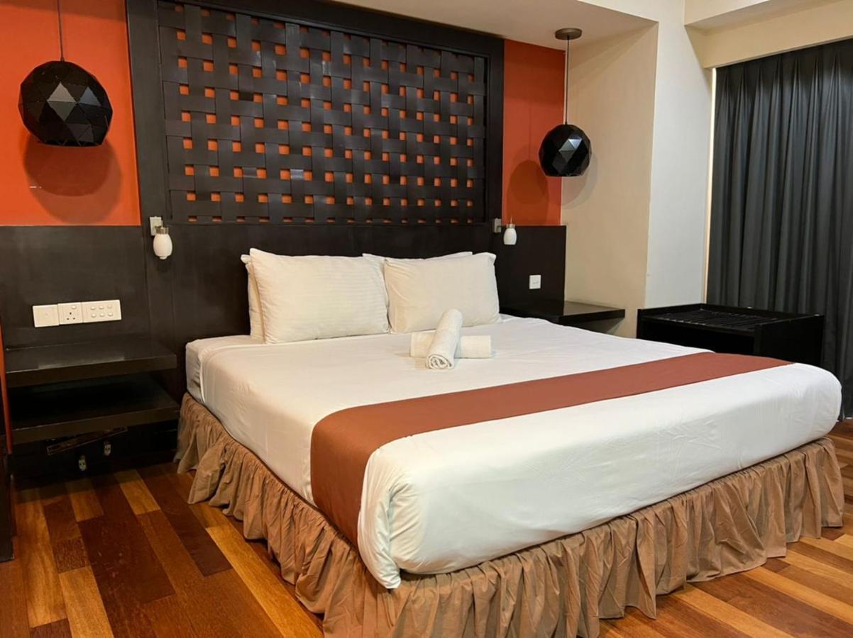 Raintree Resort Suites เปอตาลิงจายา ภายนอก รูปภาพ