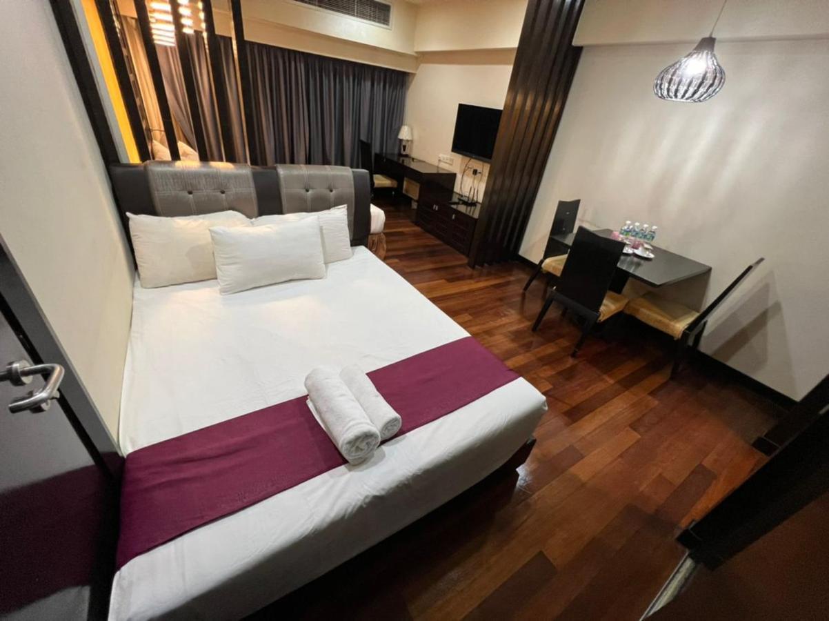 Raintree Resort Suites เปอตาลิงจายา ภายนอก รูปภาพ