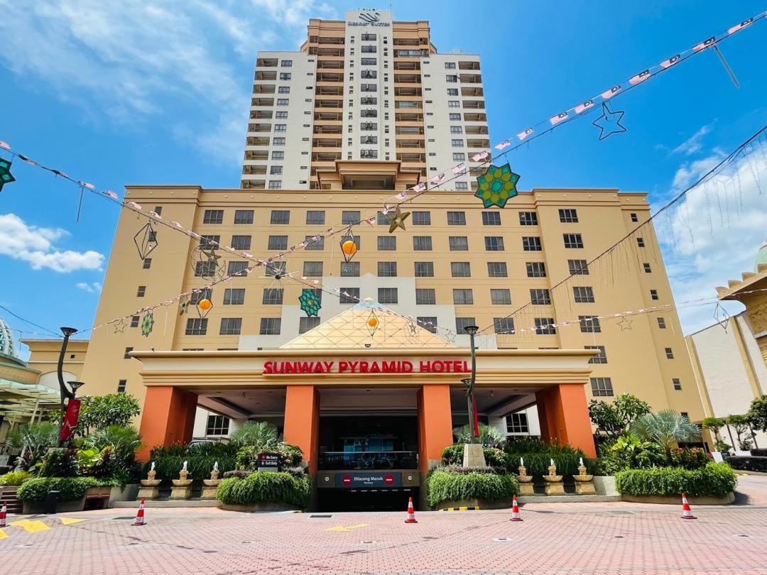 Raintree Resort Suites เปอตาลิงจายา ภายนอก รูปภาพ